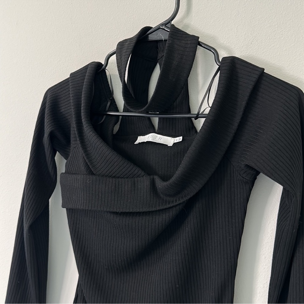 ASTR The Lable Long Sleeve Choker Black Bodysuit - Picture 4 of 6